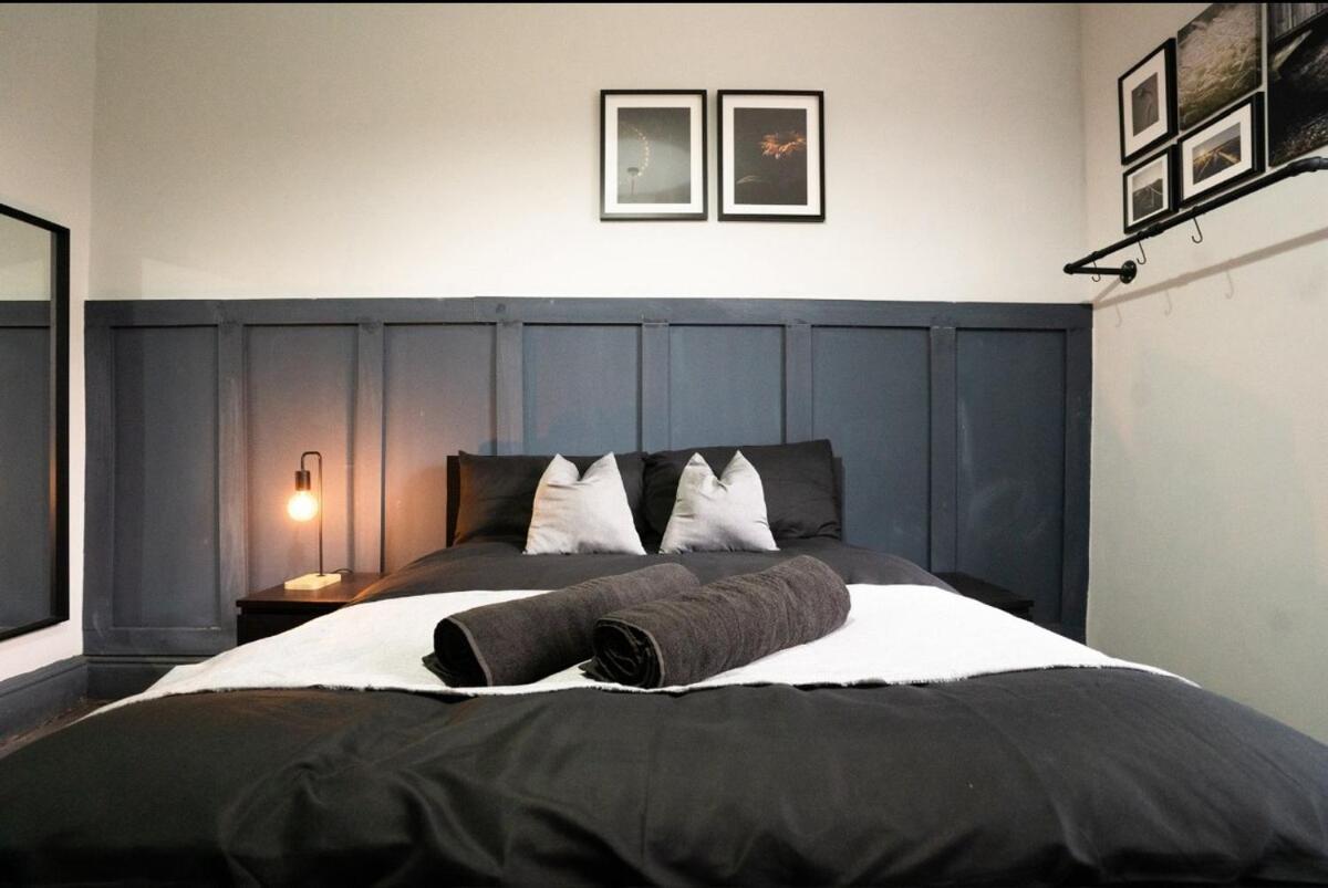 The Bright Moseley Retreat Apartment